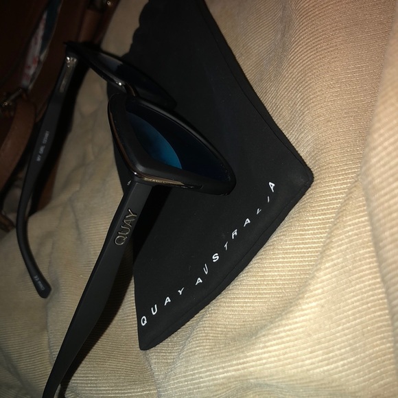 Never worn!!! - Picture 3 of 3